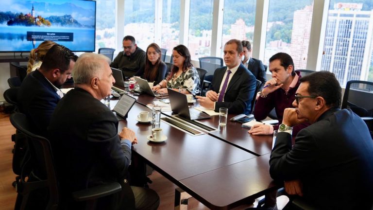 Huila y DNP aseguran partidas por 75.000 millones de pesos
