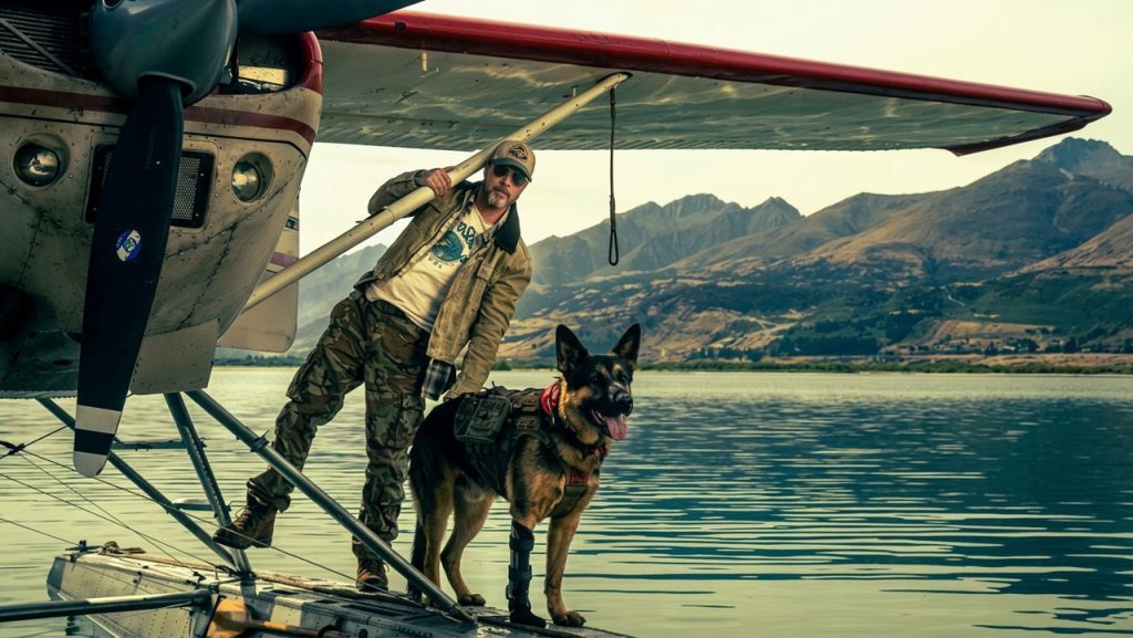 Película El corazón de la bestia alimentará perros en abandono