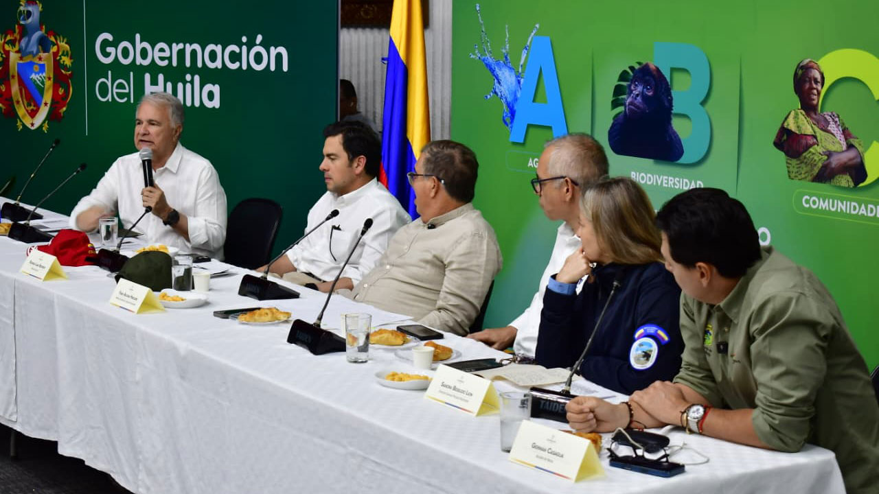 Retos ambientales del Huila tras visita de MinAmbiente