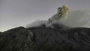 Volcán Puracé retorna a nivel de alerta Amarilla
